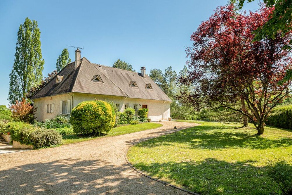 LIEUX UNIQUES ® - PROPRIÉTÉS PRIVÉES - PROPOSE SUPERBE PROPRIETE DE 1980 SUR 4000 M² DE TERRAIN ENTIEREMENT CLOS - GROUETS