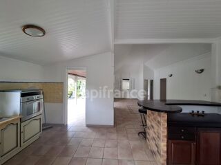  Maison  vendre 7 pices 158 m