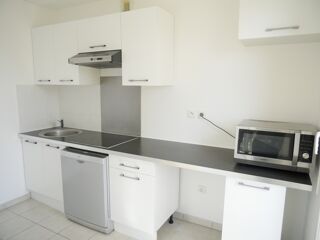  Appartement à louer 3 pièces 61 m²