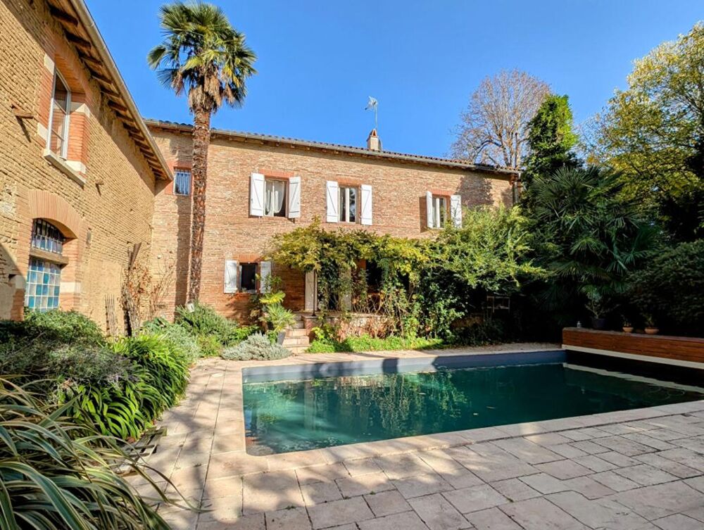 Demeure de prestige 315 m², dépendance et garage sur terrain de 3029 m²
