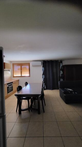  Appartement à louer 3 pièces 62 m²