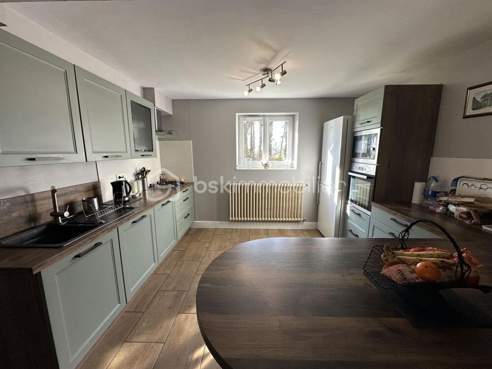 Grande maison familiale 235 m² avec terrain 7 180 m²