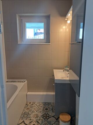  Appartement à louer 3 pièces 60 m²