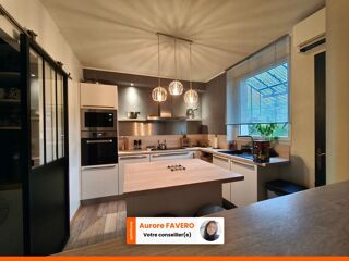  Maison  vendre 7 pices 205 m