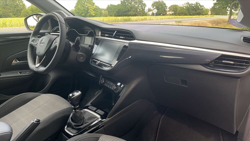 Corsa 1.2 Turbo 100 Elegance Business 2023 occasion 31340 Villemur Sur Tarn
