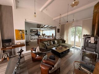  Proprit/chteau  vendre 8 pices 400 m