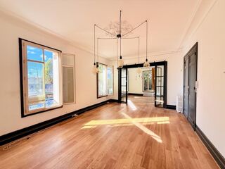  Immeuble � vendre 15 + pi�ces 500 m�