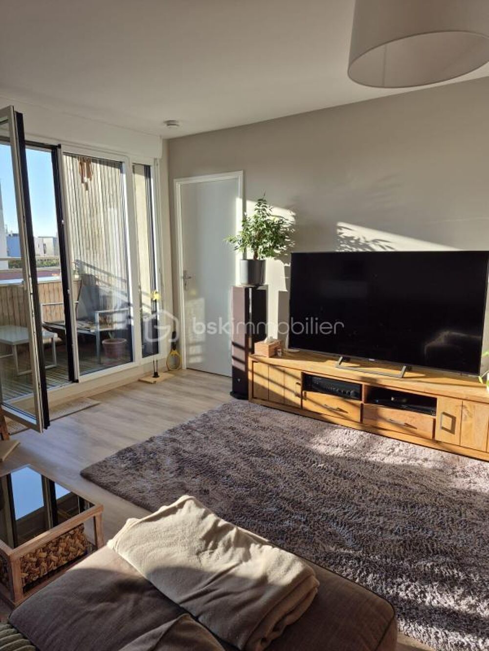 A VENDRE - SUPERBE APPARTEMENT FAMILIAL 5 PIECES - BUSSY-SAINT-GEORGES