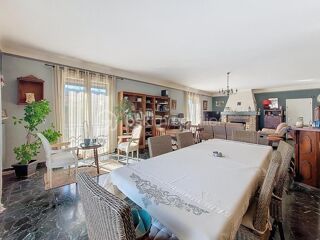  Appartement  vendre 4 pices 127 m
