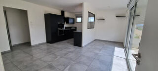  Immeuble à vendre 12 pièces 244 m²