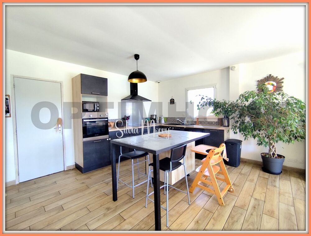 Maison à vendre 4 pièces à SAINT VOUGAY (29)