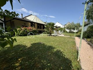  Proprit/chteau  vendre 10 pices 261 m