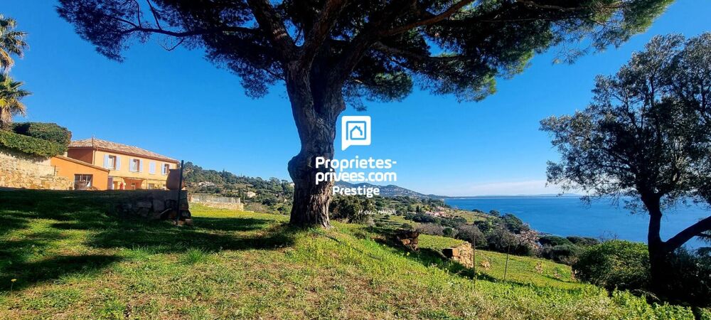 Bastide face à la mer : 200 m² - Terrain :13000 m² - Accès mer