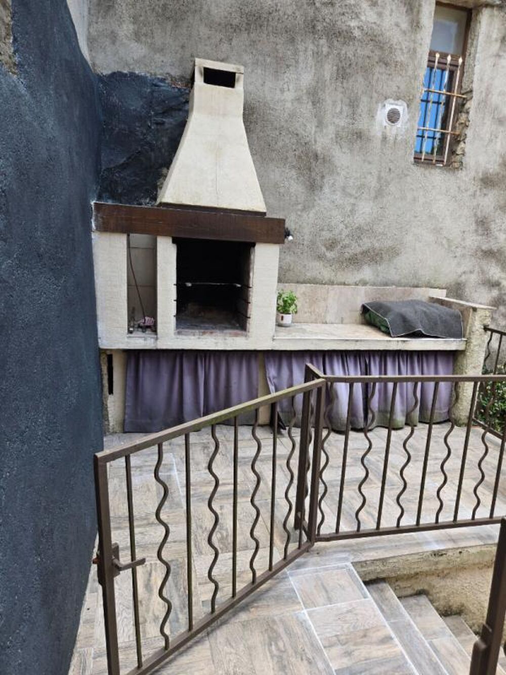 Vente Maison Quissac, Maison  7 pièce(s) 154 m2 sur 292 M2 de terrain Quissac