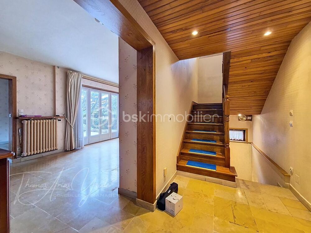 Vente Maison À vendre – Maison familiale avec sous-sol total à Gagny – Quartier pavillonnaire recherché Gagny