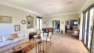  Villa à vendre 11 pièces 320 m²