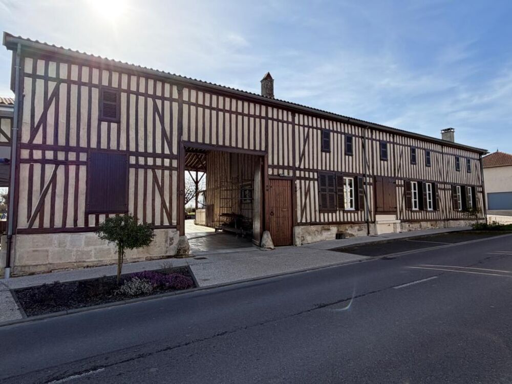 Propriete à vendre 10 pièces Proche de SAINT DIZIER (51)