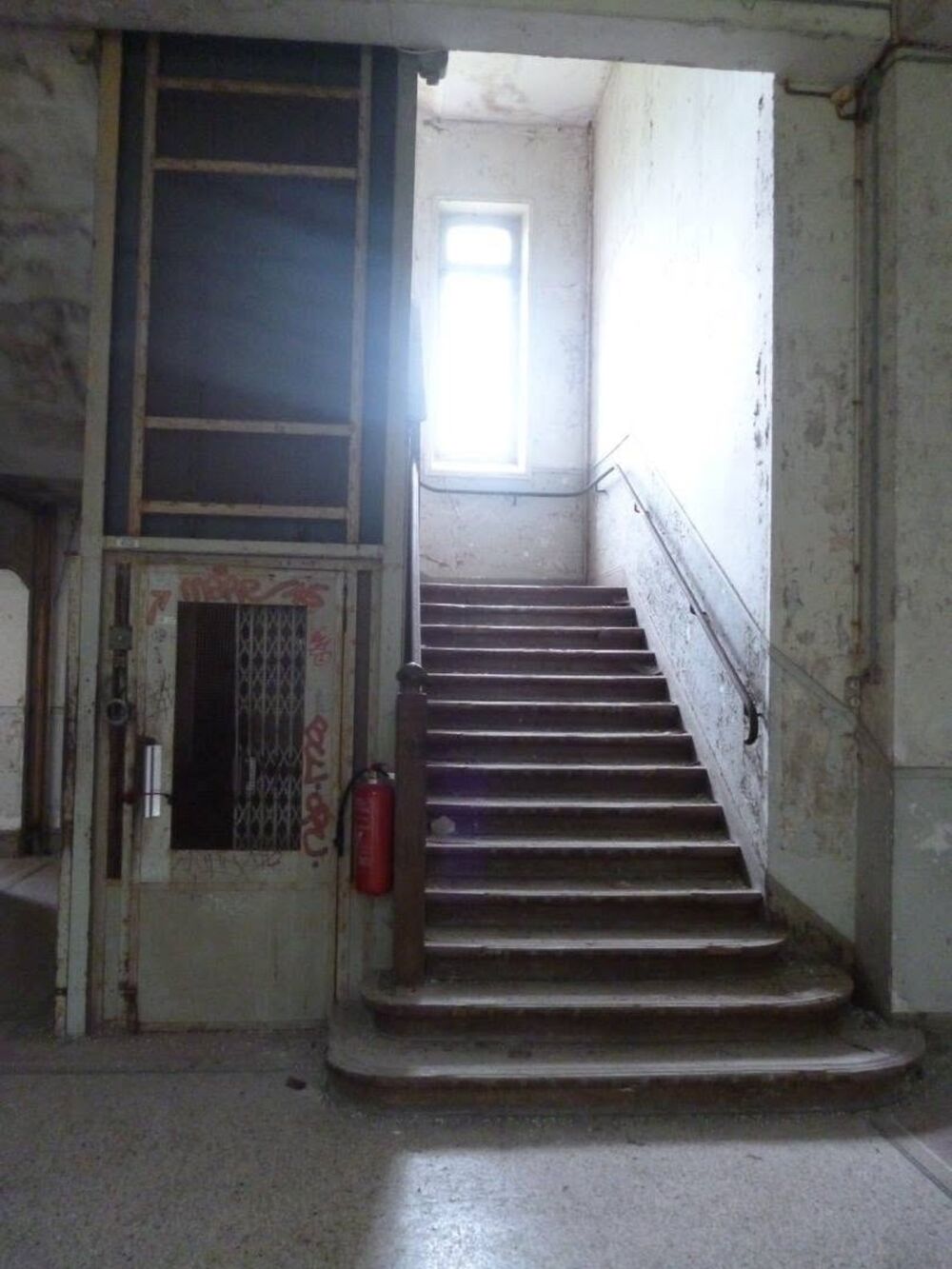 à vendre  Propriété/château Tours (37000)