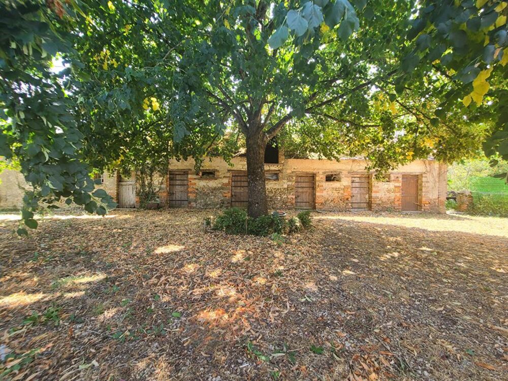 Maison 221 m² avec terrain de 5 000 m² - Mouliherne (49390)