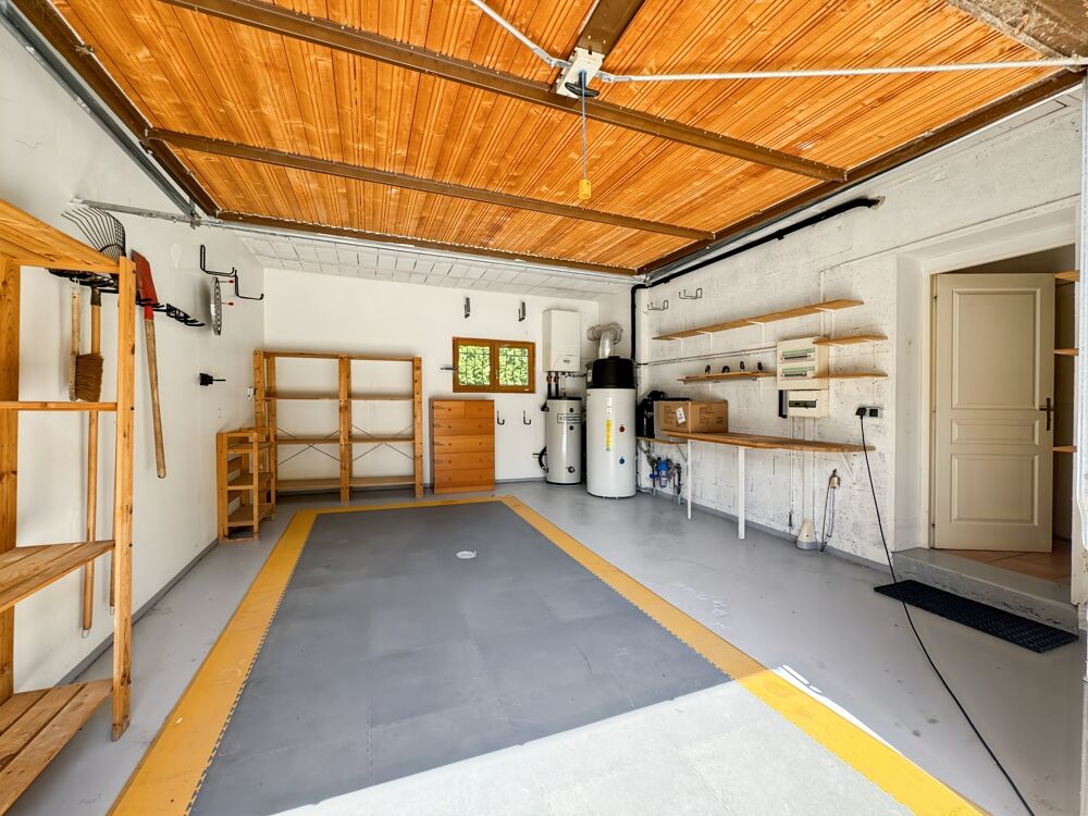 à vendre  Maison Cessy (01170)