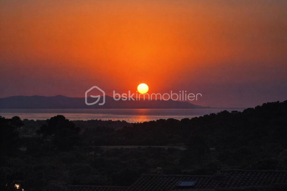 � vendre  Maison Hy�res (83400)