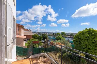  Propriété/château à vendre 14 pièces 300 m²