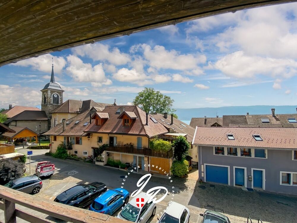 Un T3 comme nul autre ?  entre vue lac et charme du village, un dernier étage dexception à Veyrier-du-Lac ?