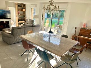  Maison � vendre 6 pi�ces 200 m�