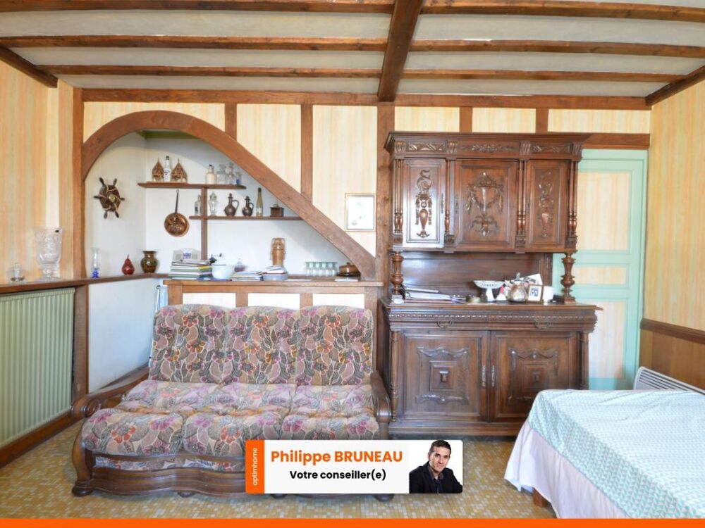 Vente Maison Maison de caractère à Douains – 3 chambres, dépendances et terrain Douains
