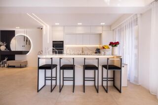  Appartement � vendre 3 pi�ces 83 m�