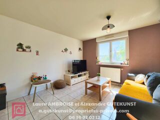  Appartement � vendre 4 pi�ces 77 m�