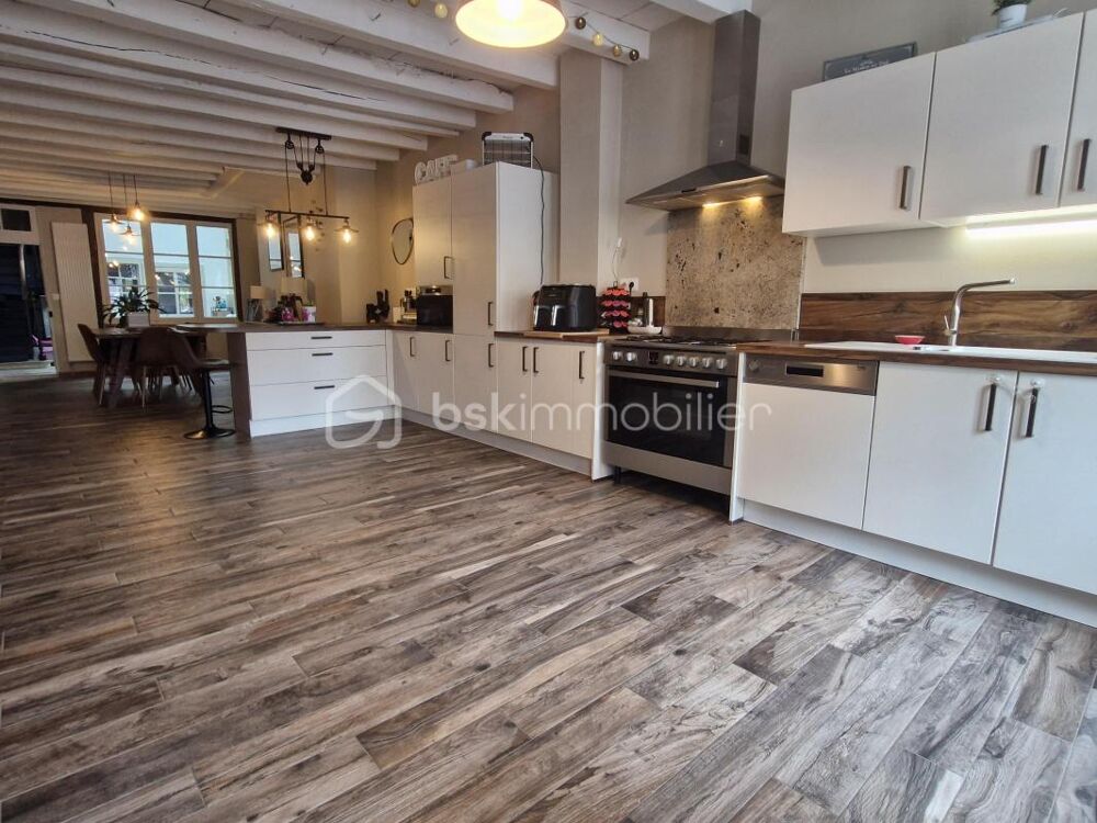 Maison de ville rénovée avec de beaux volumes  Saint-Jean-de-Losne