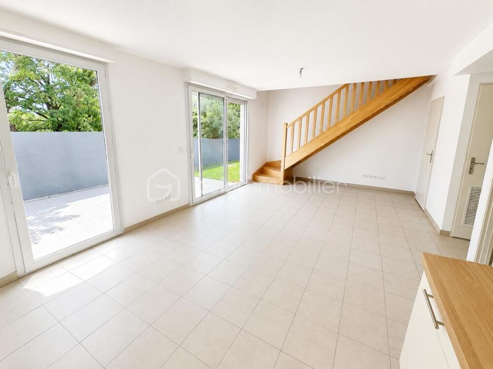 Vente Maison Maison T5 avec terrasse et jardin Merville