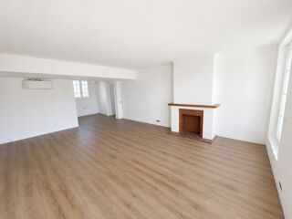 Vente Appartement ROYAN COEUR DE VILLE – APPARTEMENT T4 ENTIÈREMENT RÉNOVÉ Royan