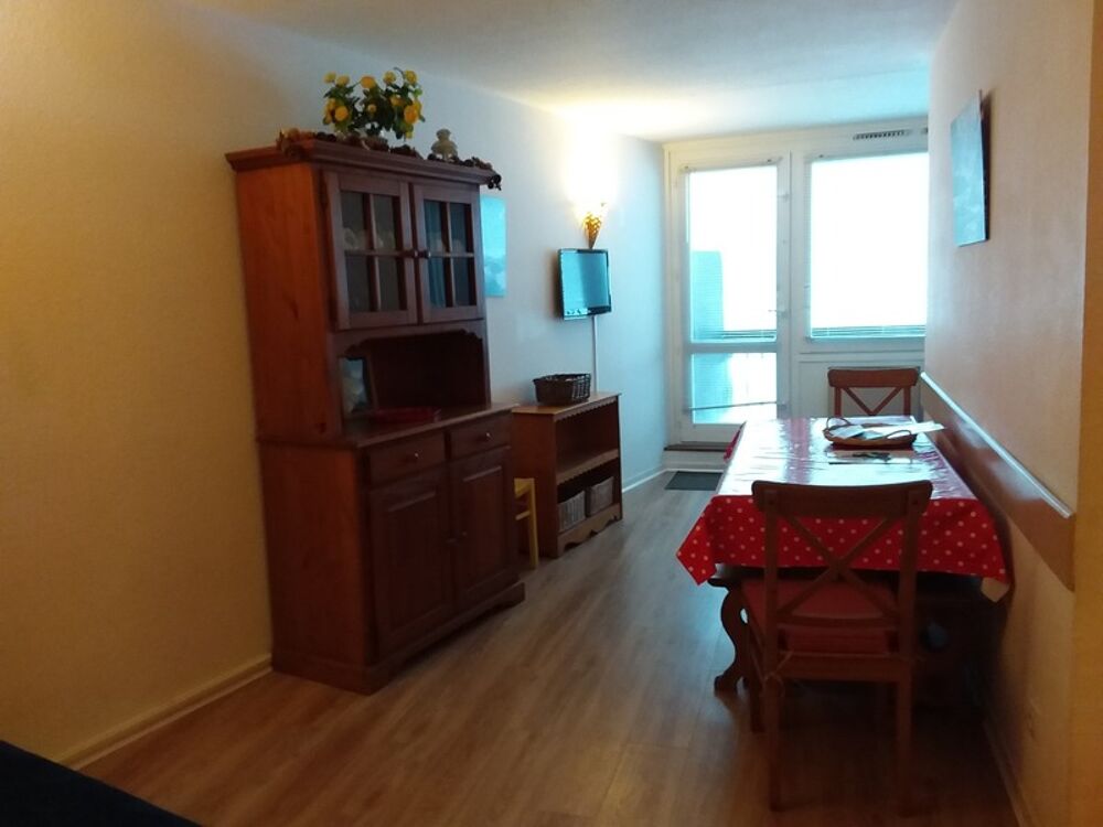 Vente Appartement Appartement à vendre T3 en résidence 3 pièces LA MONGIE (65) avec Balcon cellier et Parking intérieur La mongie