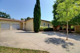  Villa  vendre 7 pices 198 m