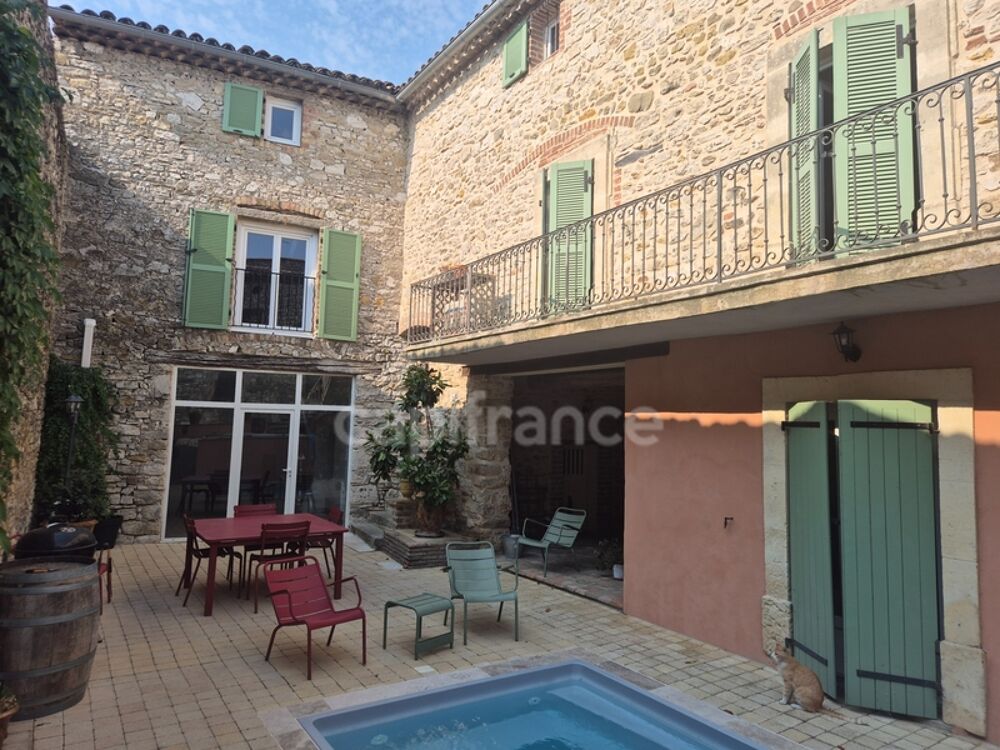 Maison 10 pièces 235 m² · à Vezenobres · 235 m² · 395 000 €