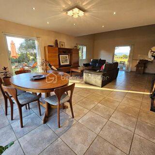  Propri�t�/ch�teau � vendre 6 pi�ces 162 m�