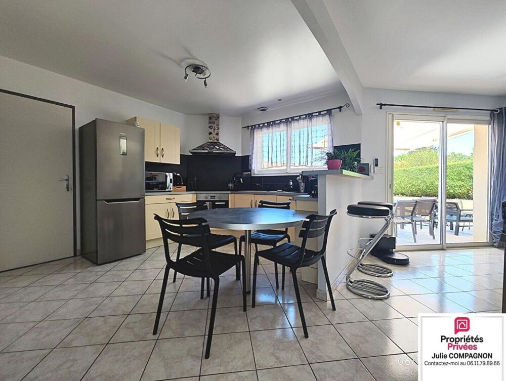 Maison de Plain-pied 120 m² - 5 chambres - garage et terrain