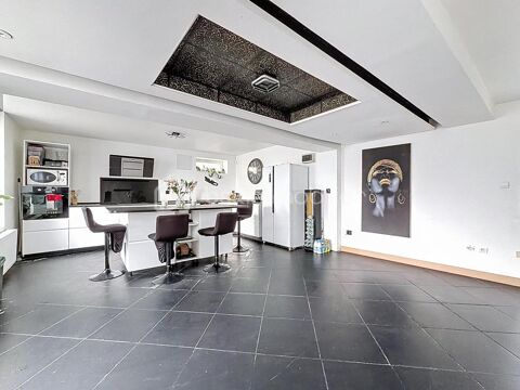   Maison familiale 130 m� + d�pendance am�nag�e + garage � Terrain 580 m� � Ercuis Maison - 6 pi�ce(s) - 120 m�