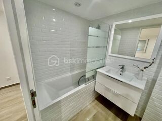  Appartement � vendre 3 pi�ces 75 m�