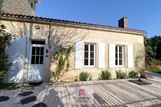  Propriété/château à vendre 8 pièces 265 m²