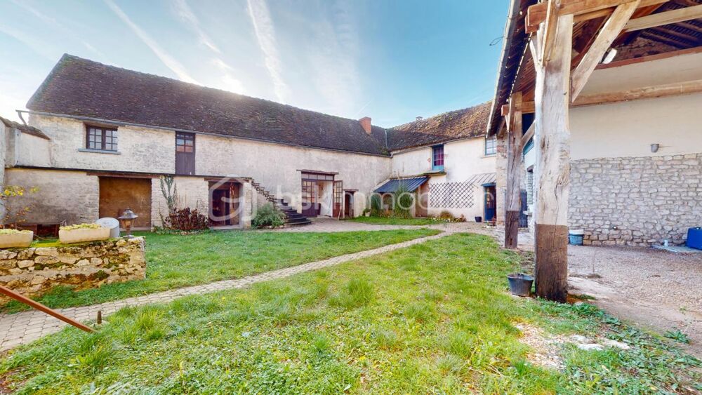 Corps de ferme à rénover - Beaune la Rolande