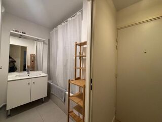  Appartement à louer 2 pièces 44 m²