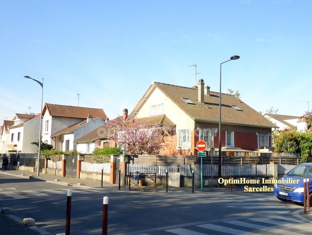Vente Maison MAISON Individuelle de 183m2 - 10 Pièces/6 Chambres - Terrain 480 m2, 494 000 € FAI Pierrefitte sur seine