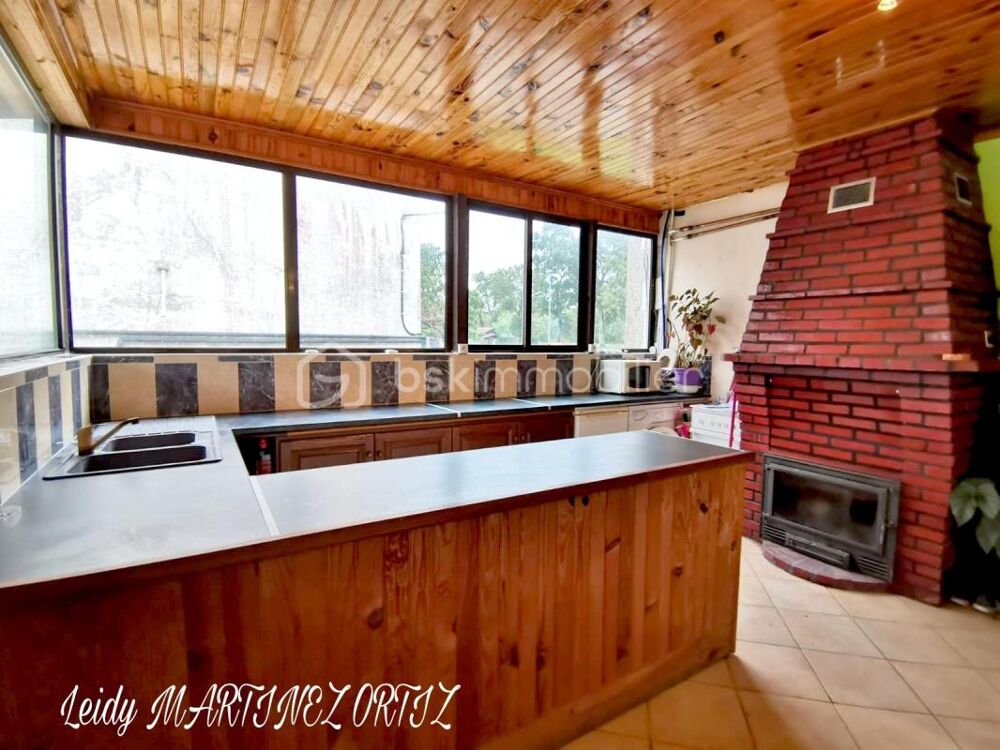Vente Maison Vaste maison landaise en pierre, 170m², piscine, dépendances. Terrain 3000m² Estigarde