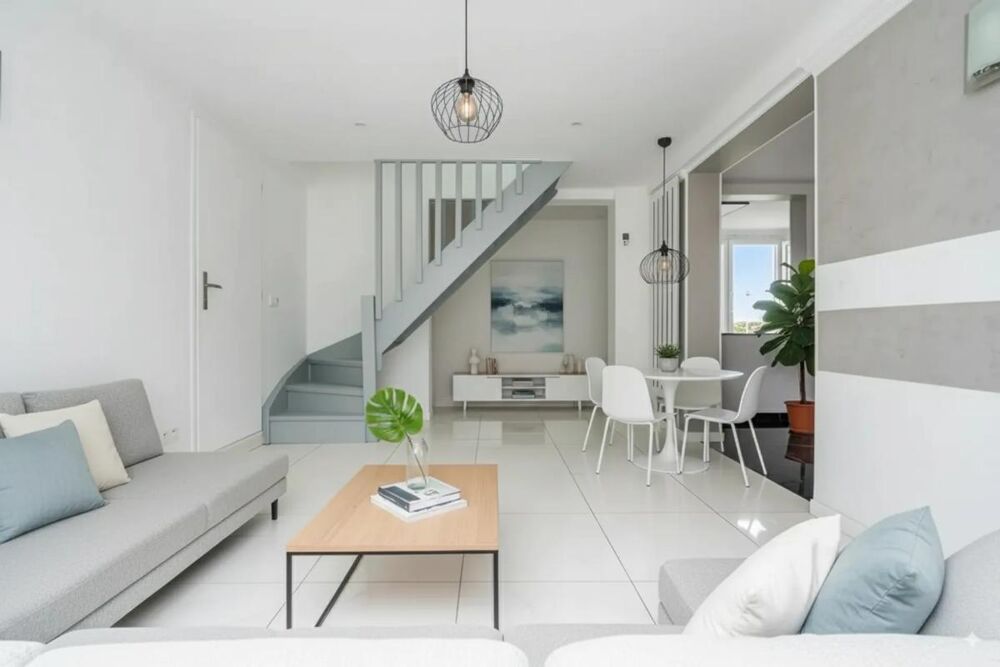 Vente Maison Maison de 4 pièces de 94 m2 en vente à Bondy - Idéal pour les familles Bondy