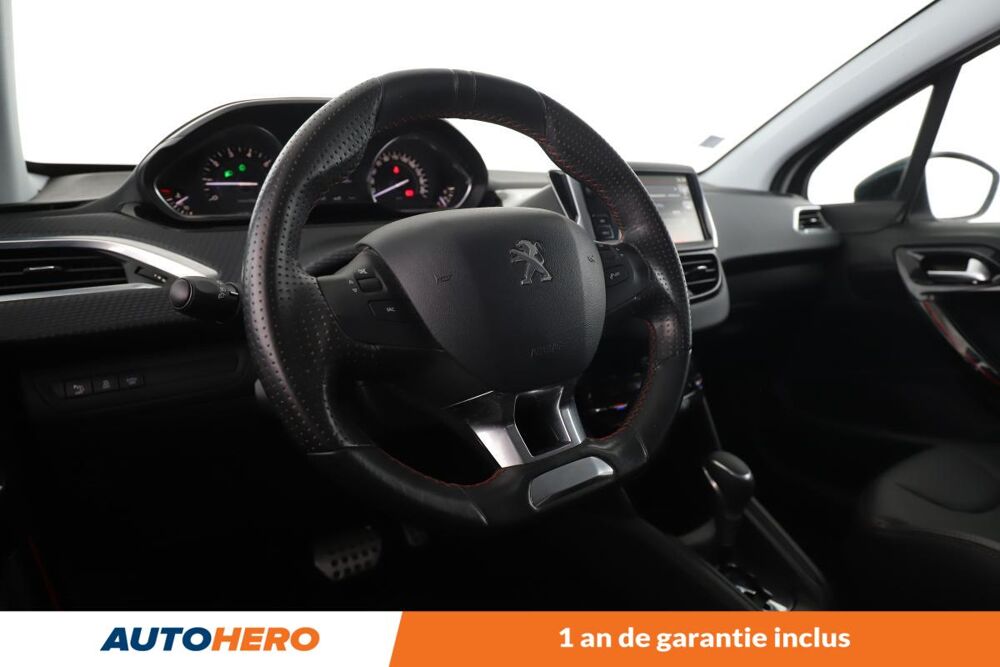 208 1.2 PureTech GT Line EAT6 5P 110 ch 2015 occasion 92130 Issy-les-Moulineaux