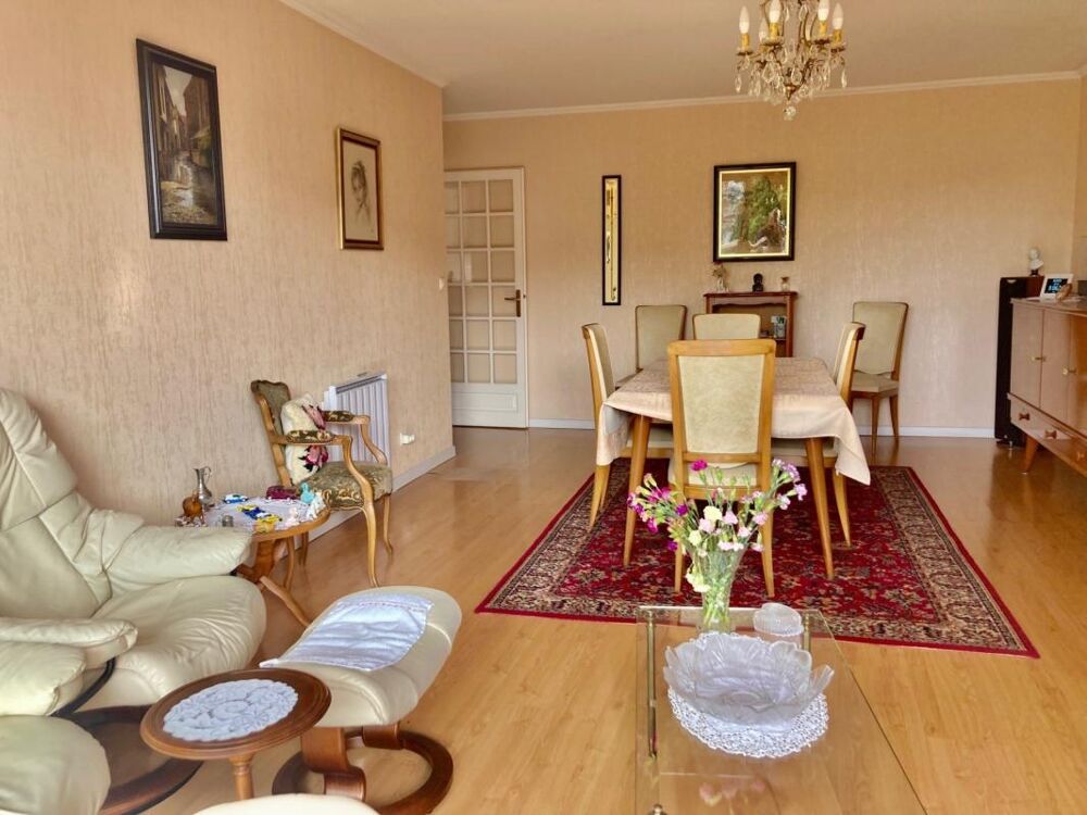 Vente Appartement T4 87M2 AVEC BALCON CAVE ET GARAGE Croix
