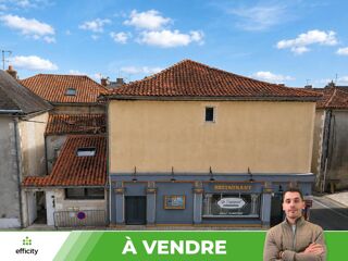  Immeuble à vendre 12 pièces 183 m² Usson du poitou